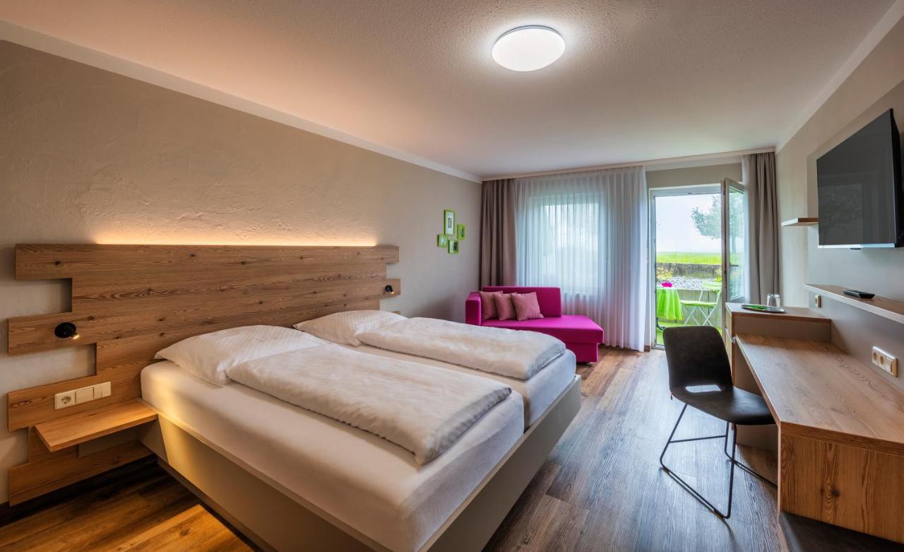 Apfelbluete Bed & Breakfast 8 Km Vom Bodensee ซาเลม ภายนอก รูปภาพ